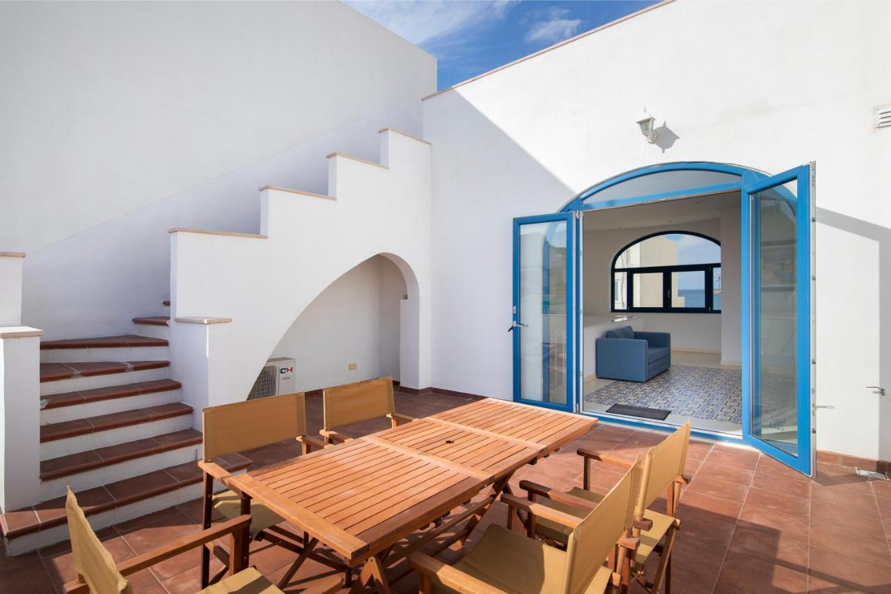 Chic, Stylish Traditional Townhouse With Terrace - St. Paul'S Bay Exterior photo